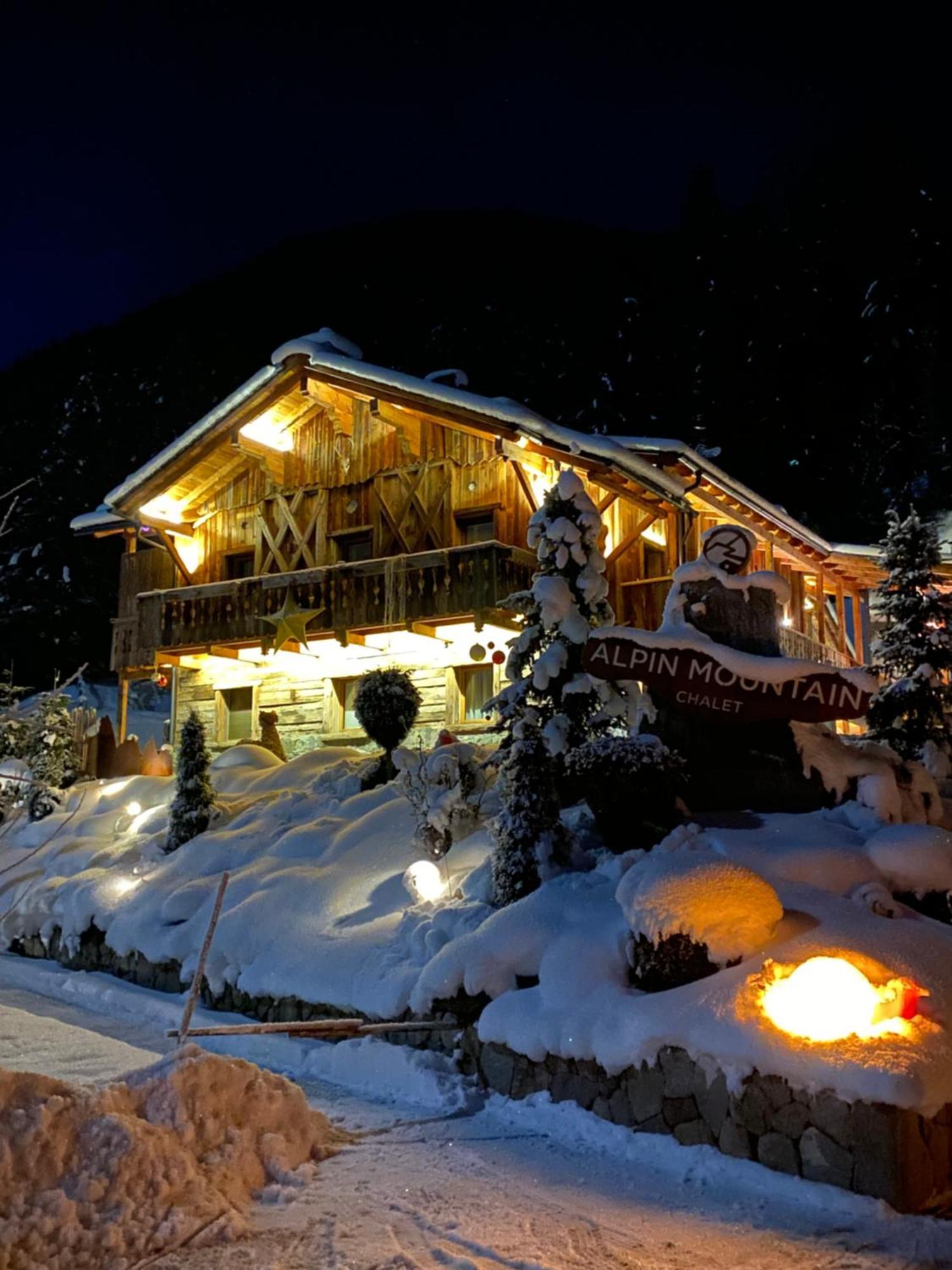 Alpine Mountain Chalet Сан-Віджиліо-ді-Мареббе Екстер'єр фото