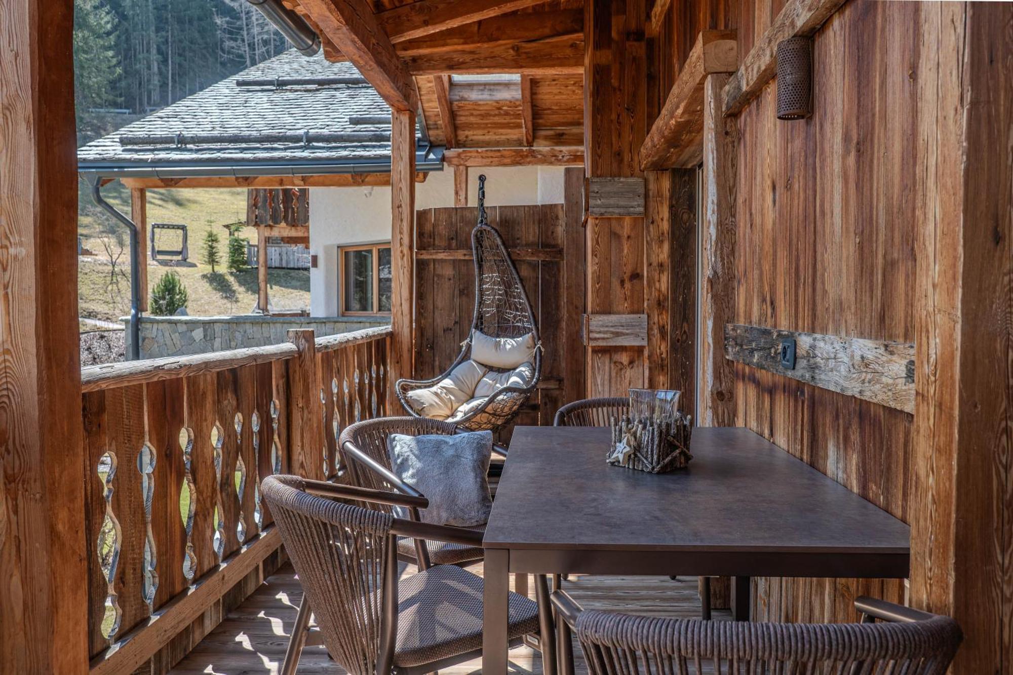 Alpine Mountain Chalet Сан-Віджиліо-ді-Мареббе Екстер'єр фото