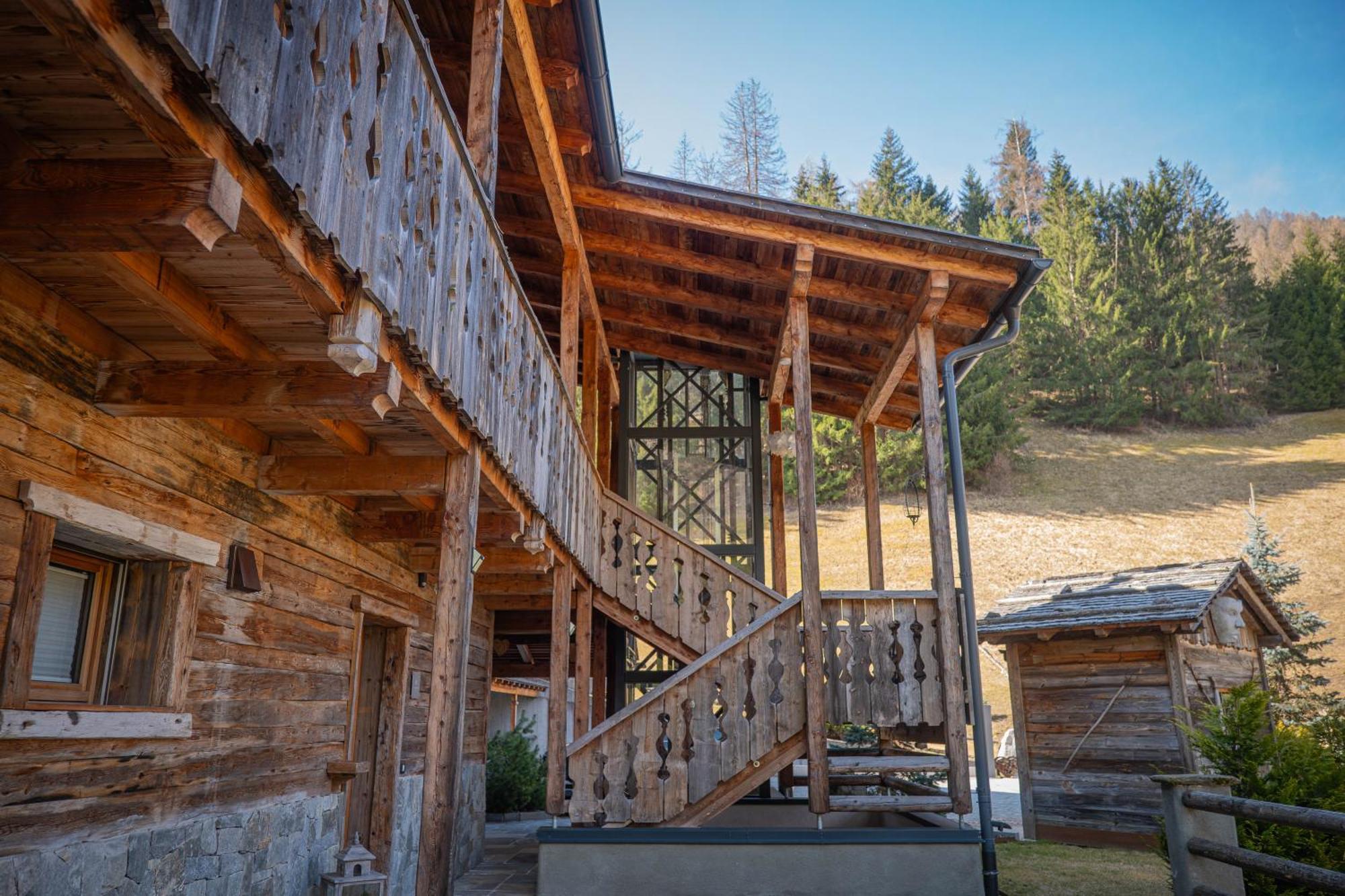 Alpine Mountain Chalet Сан-Віджиліо-ді-Мареббе Екстер'єр фото