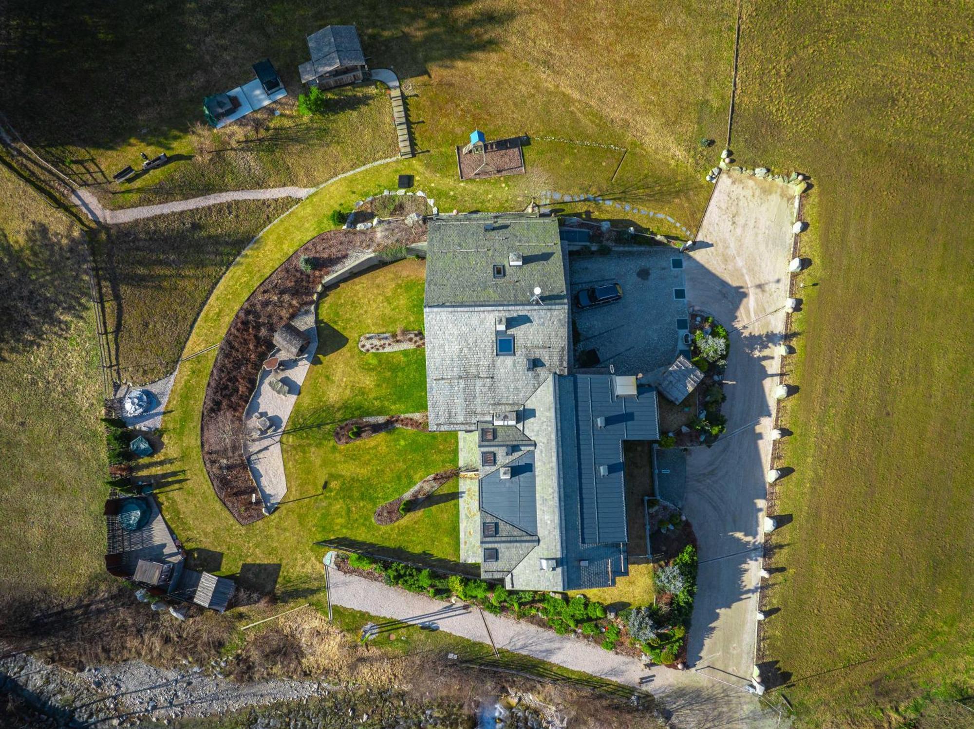 Alpine Mountain Chalet Сан-Віджиліо-ді-Мареббе Екстер'єр фото