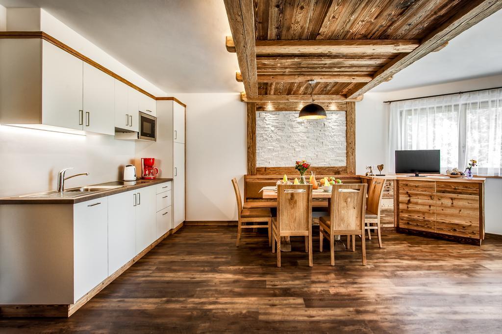 Alpine Mountain Chalet Сан-Віджиліо-ді-Мареббе Екстер'єр фото